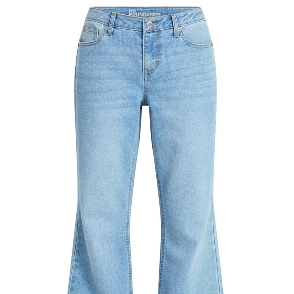 NOT FOR SALE No Boundaries Women’s Baggy Flare Jeans